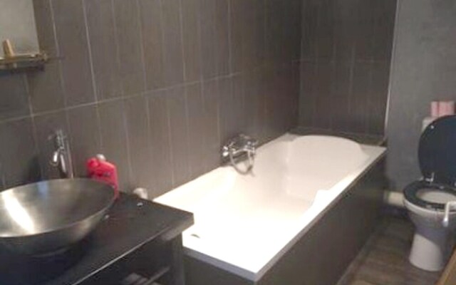Studio in Ajaccio, With Wonderful sea View, Balcony and Wifi