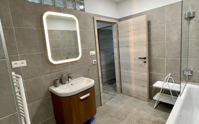 MJ Apartments Panorama