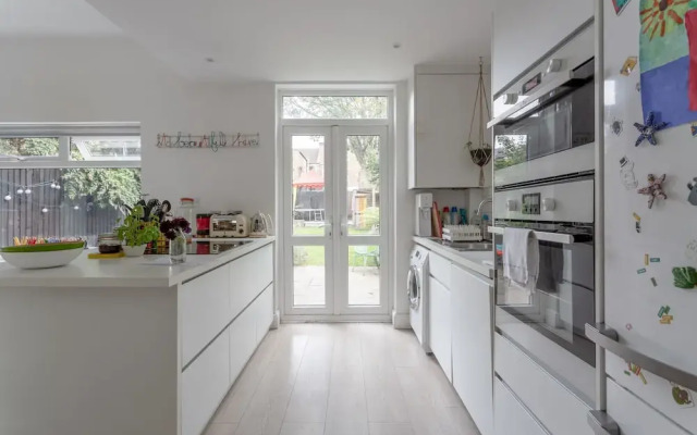 Family House in Peckham With Garden