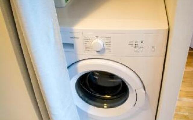 Sweet Apartment In Front Of Disneyland S Castel