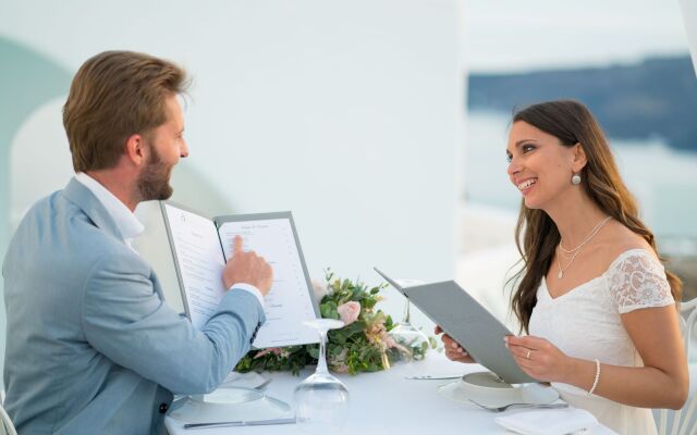 Athina Luxury Suites