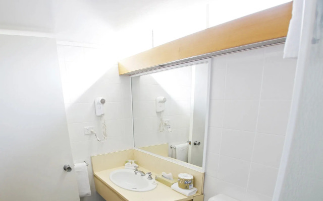 Bayside Geelong Hotel & Apartments, an Ascend Collection Hotel