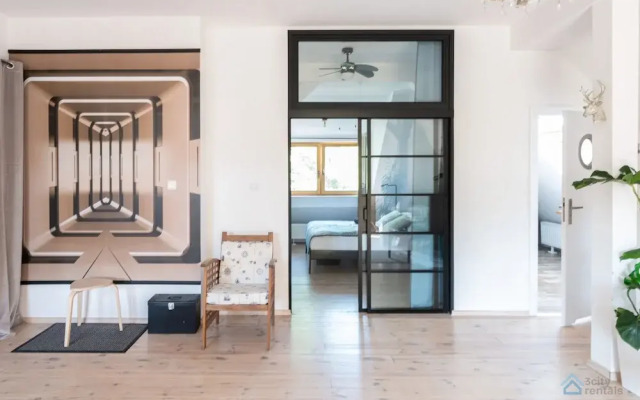 Aviator Apartments
