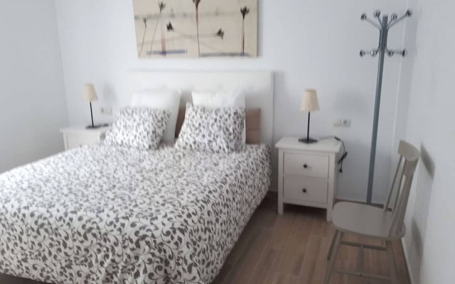 Calle Miguel de Cervantes | 6  Pax | First Line | 3687-AW