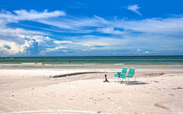 Palm Bay Club - Bayside