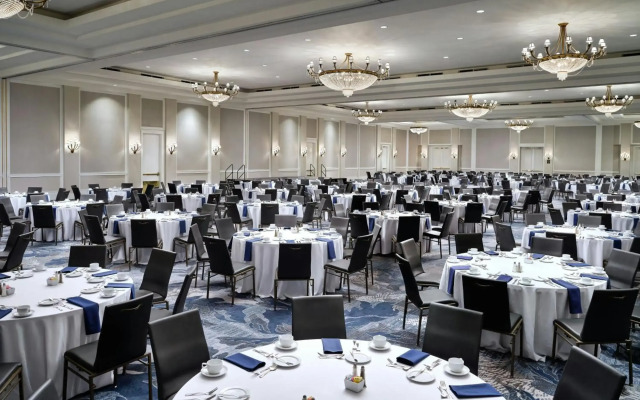 Renaissance Portsmouth-Norfolk Waterfront Hotel