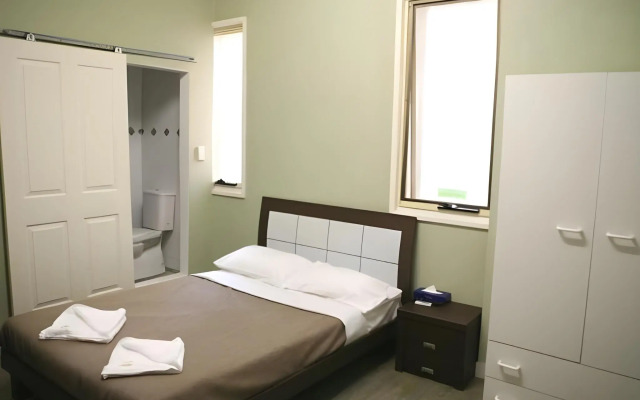 Central Private Hotel