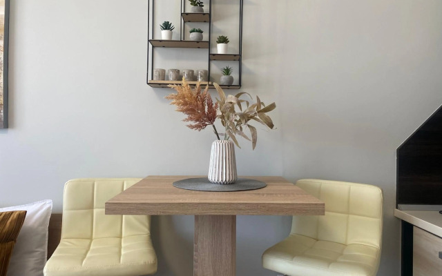 Private Studio Summer Breeze 506