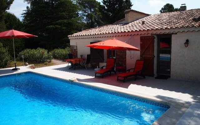 Detached House With Garden And Private Pool At 15 Km From The Mediterranean Sea