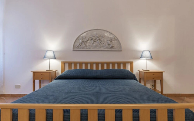 San Lorenzo Roomy Apartment