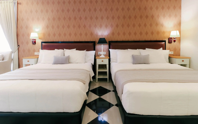 HOME Guesthouse by ZUZU