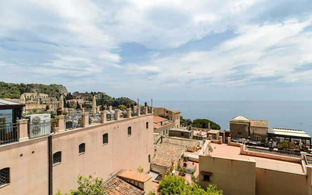 Sweet Taormina Apartment