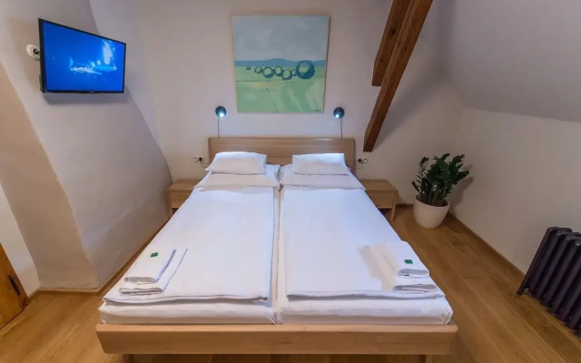 Pension Alt Straninger