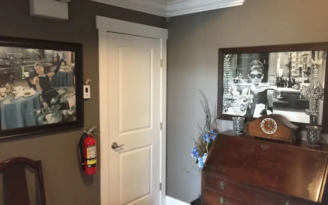 Brookside Inn Boutique Hotel