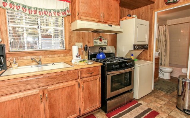 Apples Delight by Big Bear Cool Cabins