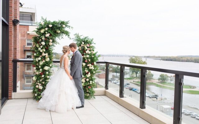 The Merrill Hotel, Muscatine, a Tribute Portfolio Hotel