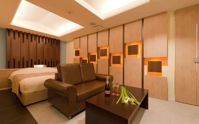 HOTEL IRIS - Adult Only