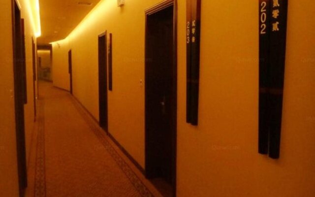 Chopsticks Express Hotel