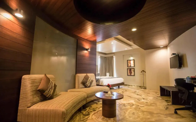 Bizz The Hotel