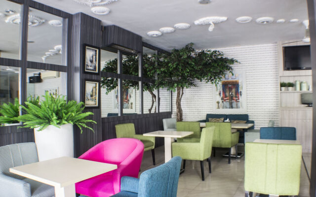 Hotel Feodora Grogol