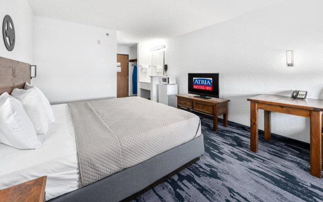 Atria Hotel and RV McGregor