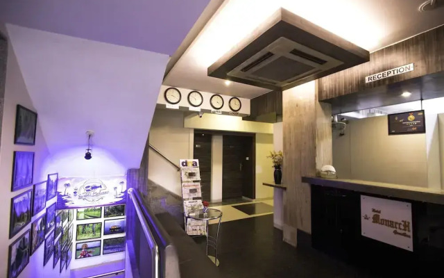 Hotel Monarch Guestline in MIDC Rabale, Navi Mumbai