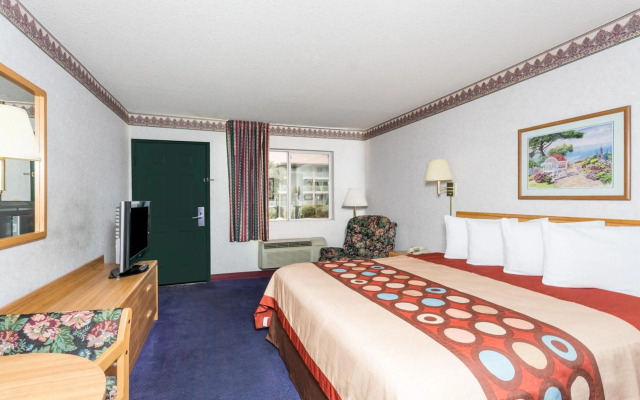 Days Inn by Wyndham Phoenix West