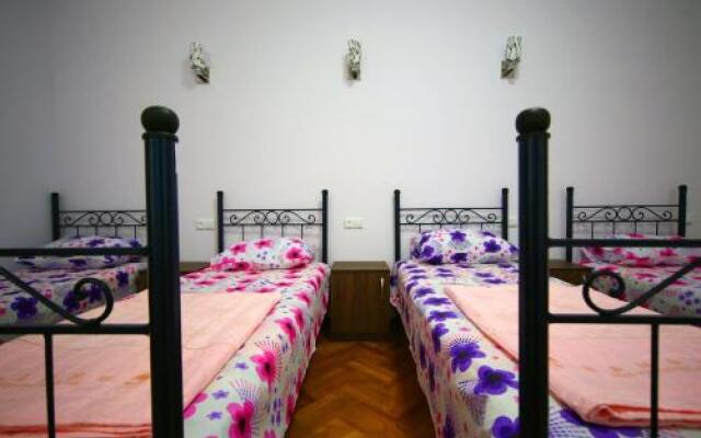 Hostel "Georgianize Yourself"
