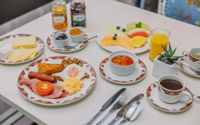 Muthu Fort William Hotel