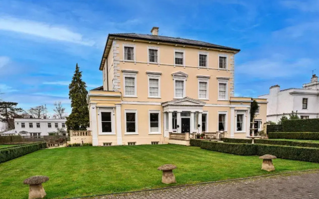 Stratford House - Luxury 4 Bed Townhouse