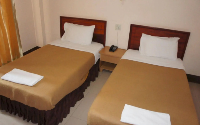 Chaleunehoung Hotel