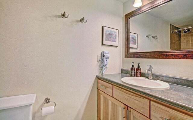 Huge Ski-In Ski-Out Condo - CM116 by RedAwning