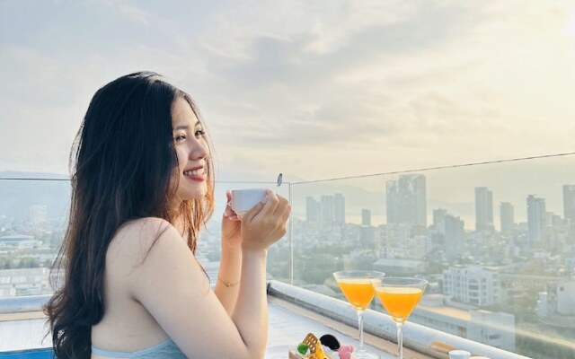 Nature Hotel Da Nang