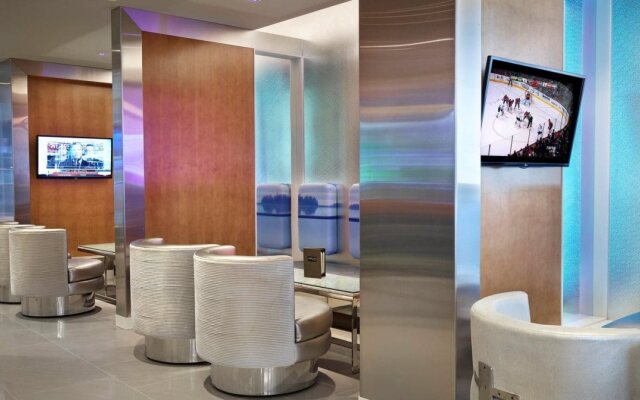 Renaissance Edmonton Airport Hotel