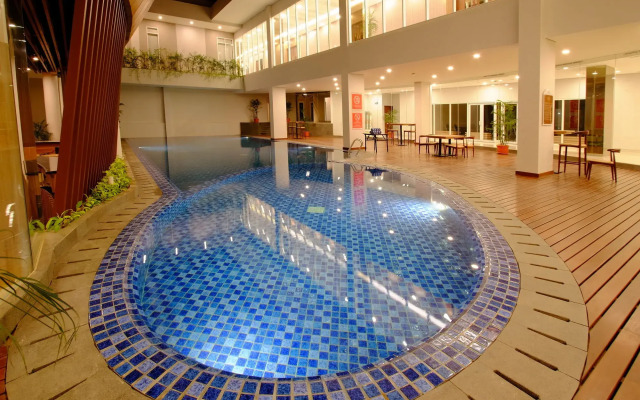 Antero Hotel Jababeka Cikarang