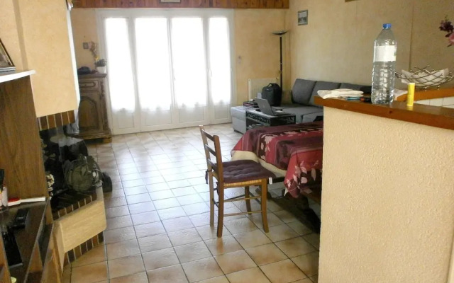 House With 3 Bedrooms in Saint-michel-chef-chef, With Enclosed Garden