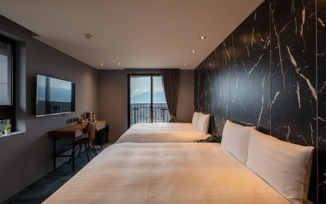 Roaders Plus Hotel Taipei Station