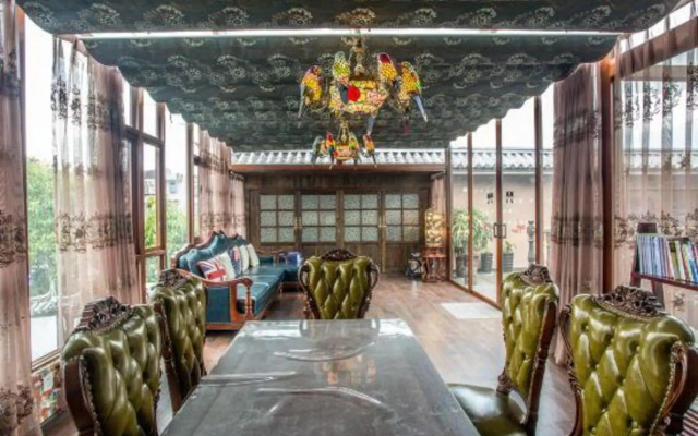 Minguo Memory Oufan Hotel