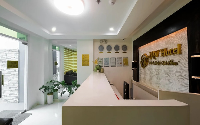 OYO 862 Jqv Hotel (Vaccinated Staff)
