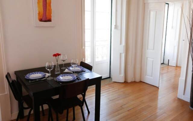 Bairro Alto Apartment by Rental4all