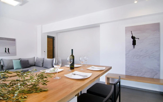 Seametry Luxury Living Apartments