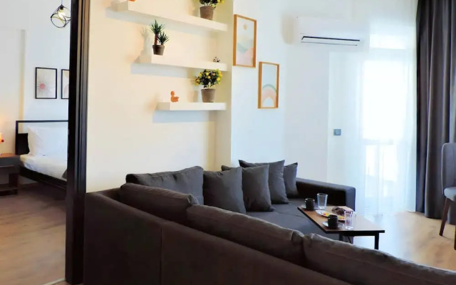 Chic Flat 10 min to Lara Beach in Antalya