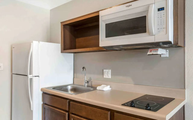 Extended Stay America Select Suites - Charlotte - Northlake