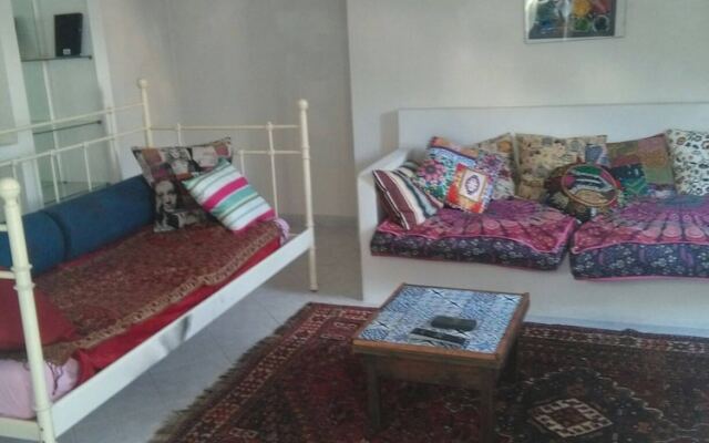 Spacious and Naturally Bright Bomboniera Rooftop Favors Apartment