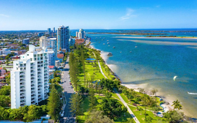 Crystal Bay on the Broadwater