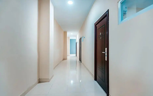 OYO Life 2709 Kost Cirendeu