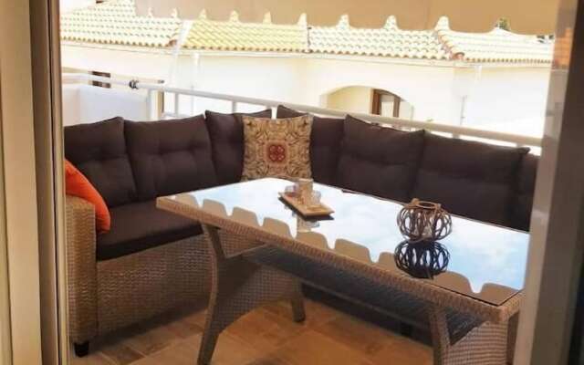 Avres Apartments