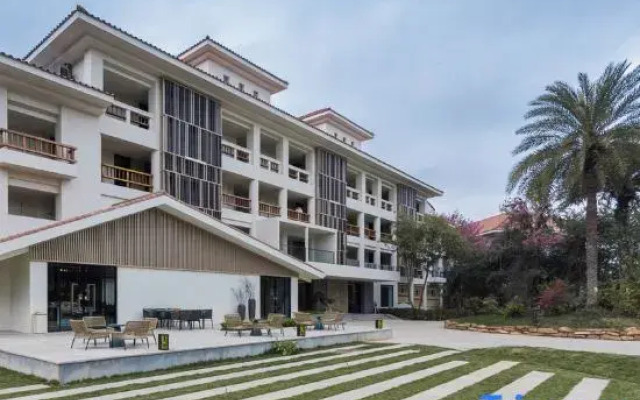 Jianguo HIDDEN Hotel (Kunming Dianchi Haigeng Park)