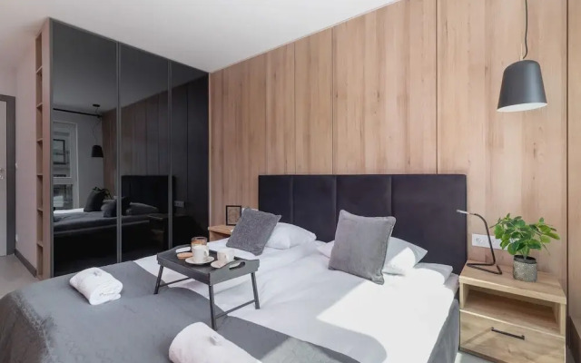 Exquisite Zablocie by Renters Prestige