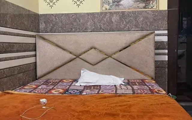 OYO 80603H Hotel Aryavart